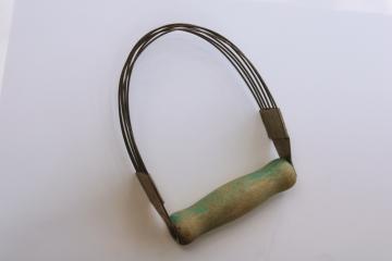 photo of 20s vintage Androck pastry blender, wire w/ green painted wood handle, old kitchen tool