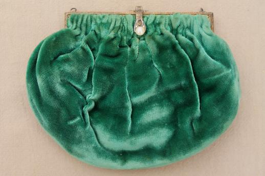photo of 20s vintage flapper evening bag, emerald green velvet purse w/ french clasp #1