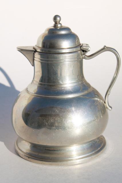photo of 20th century Queen Art pewter, vintage American pewter coffee pot & teapot tea set #15