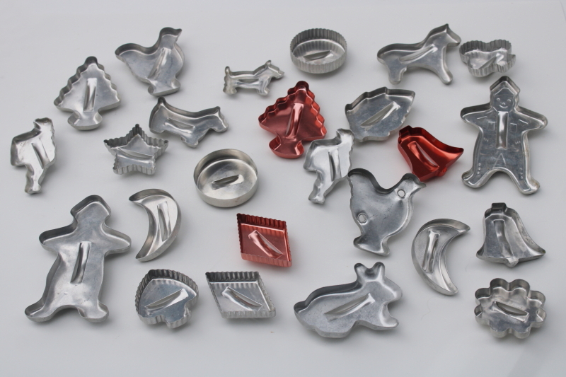 photo of 25 vintage cookie cutters, Mirro aluminum & copper colored cookie cutters lot  #5