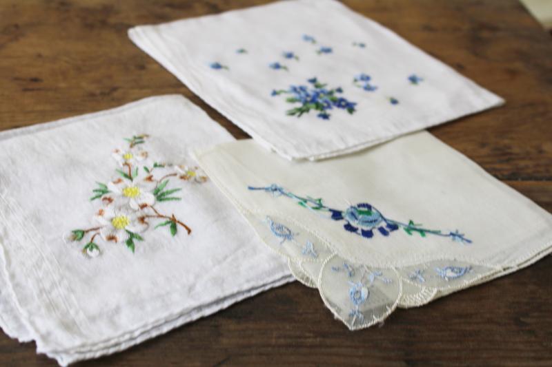 photo of 30 vintage hankies, lot embroidered sheer cotton handkerchiefs Swiss embroidery #10