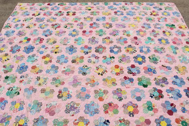 photo of 30s 40s vintage Grandma's flower garden quilt, cotton print fabric hexies on pink #1