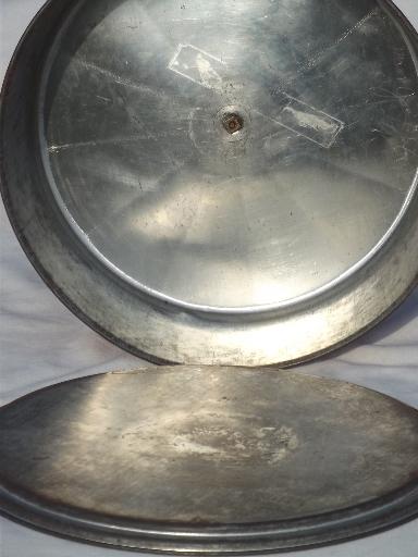 photo of 30s 40s vintage cake cover, painted metal cake keeper dome & tin plate #4