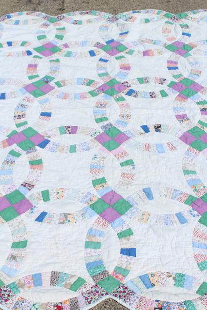 photo of 30s 40s vintage double wedding ring quilt, hand stitched cotton print fabric patchwork  #7