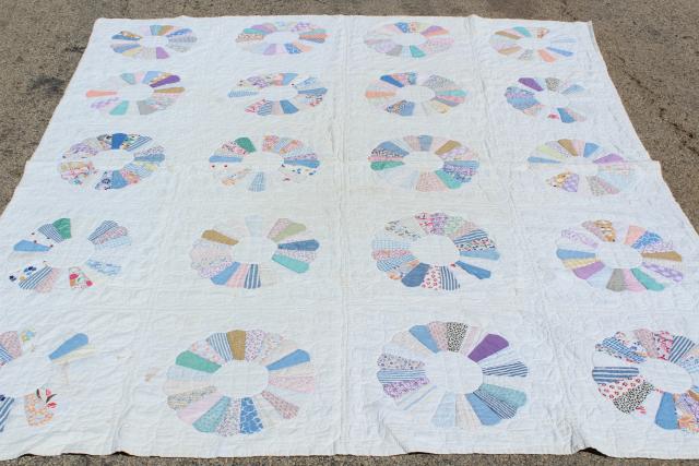 photo of 30s 40s vintage hand stitched Dresden plate quilt, cotton print fabric patchwork #1