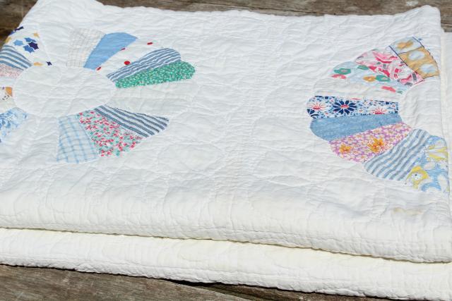 photo of 30s 40s vintage hand stitched Dresden plate quilt, cotton print fabric patchwork #5