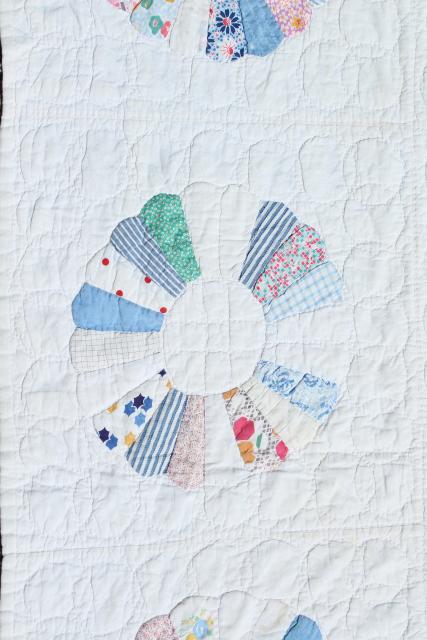 photo of 30s 40s vintage hand stitched Dresden plate quilt, cotton print fabric patchwork #7