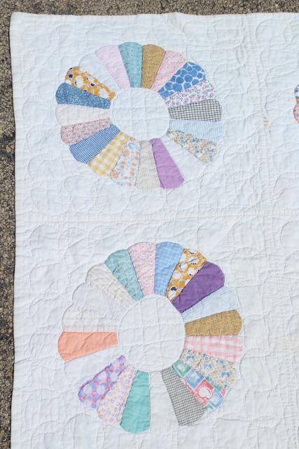 photo of 30s 40s vintage hand stitched Dresden plate quilt, cotton print fabric patchwork #10