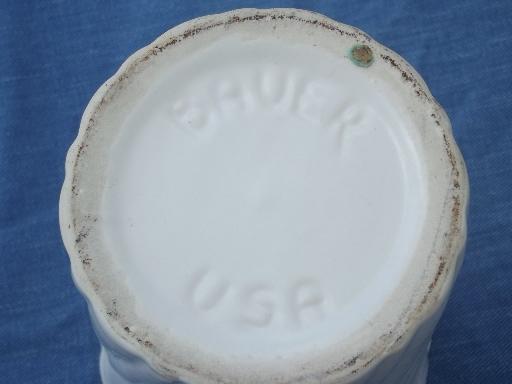 photo of 30s vintage art deco Ray Murray Cal-Art Bauer pottery vase, matte white #4