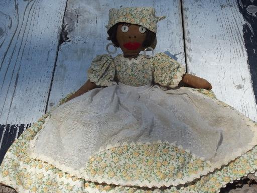 photo of 30s vintage black mammy rag doll, cotton feedsack dress, button eyes #2