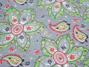 catalog photo of 4+ yds vintage 40s cotton print fabric, large flowered flowers on grey