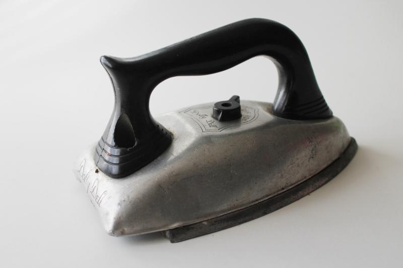 photo of 40s 50s vintage Dolly Dell toy clothes iron, small electric iron without cord #1