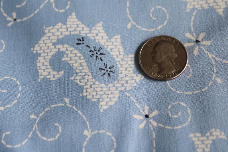 photo of 40s 50s vintage cotton fabric 'stitching' print paisley white on light blue #3