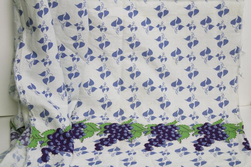 photo of 40s 50s vintage cotton feed sack fabric, border print blue & green grapes #1