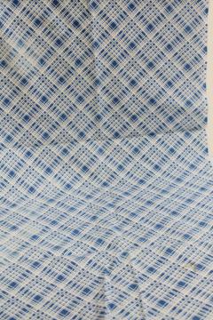 catalog photo of 40s 50s vintage cotton feedsack fabric, sky blue & white plaid print 