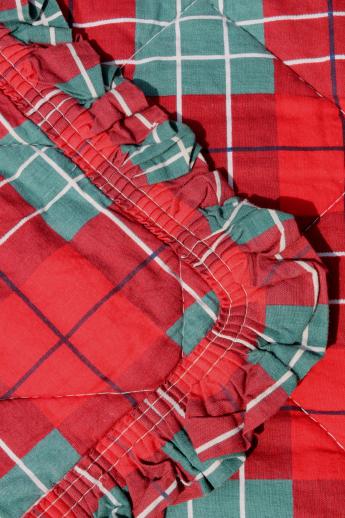 photo of 40s 50s vintage red & green tartan plaid quilted cotton comforter quilt w/ perky ruffle #3