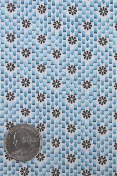 catalog photo of 40s 50s vintage tiny daisies print cotton fabric, 36 wide x 4 yards