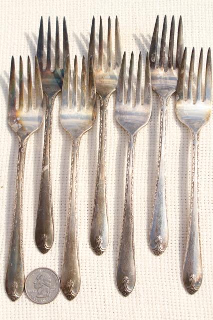 photo of 40s vintage Exquisite Wm Rogers International silver plate flatware, teaspoons & forks #4