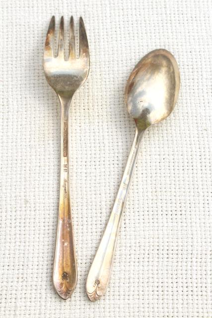 photo of 40s vintage Exquisite Wm Rogers International silver plate flatware, teaspoons & forks #6