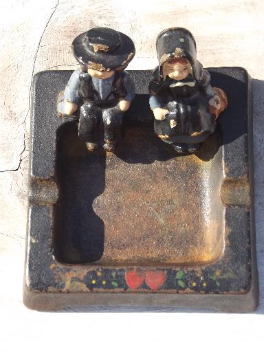 photo of 40s vintage Wilton cast iron handpainted ashtray w/ Amish boy and girl #2