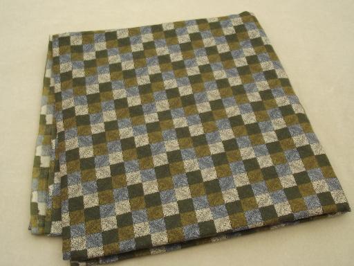 photo of 40s vintage cotton print fabric 36