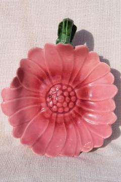 catalog photo of 40s vintage pink flower dish w/ green leaf handle, ceramic art studio pottery USA