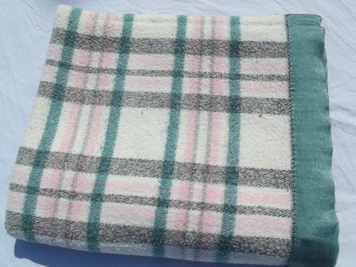 photo of 40s-50s vintage camp blankets, plaid and buffalo check cotton blanket lot #3