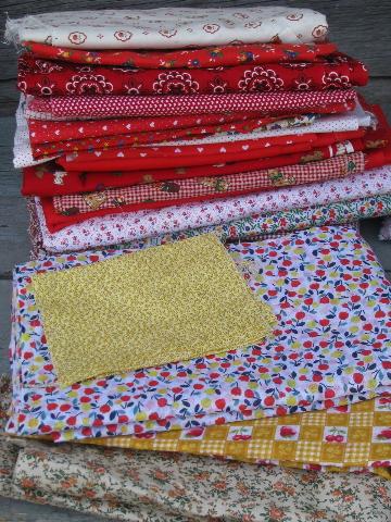 photo of 45 lbs print fabric scraps lot, tiny prints / florals for quilting or doll clothes #2