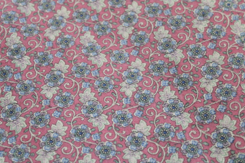 photo of 5 yds vintage cotton flannel fabric, art nouveau style floral print on mauve #1