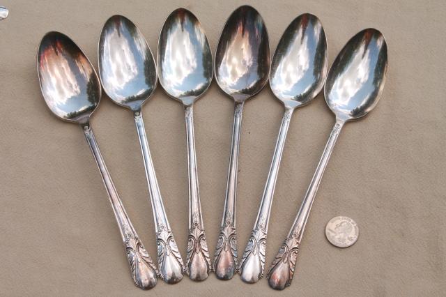 photo of 50+ pieces vintage 1940s silver plate flatware, Avalon Wm Rogers International silverware #4