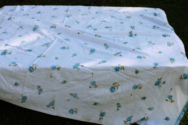 photo of 50s 60s vintage all cotton flannel sheet blanket, soft summer weight blanket w/ blue roses floral print  #3