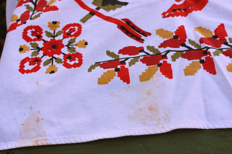 photo of 50s 60s vintage chickens print kitchen tablecloth, folk art flowers, roosters weathervanes #3