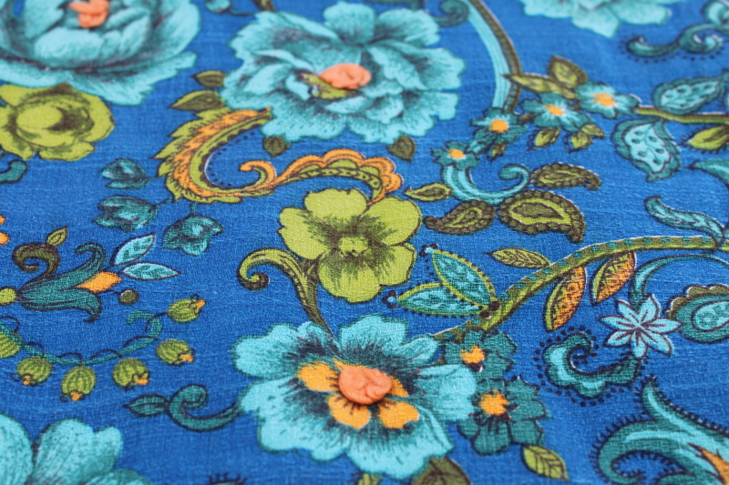 photo of 50s 60s vintage cotton barkcloth tied quilt comforter, mod floral print greens & blues  #5