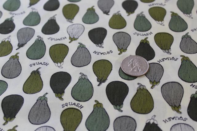 photo of 50s 60s vintage cotton fabric w/ squash vegetable print, farmer's market style #1