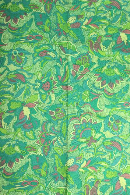 photo of 50s 60s vintage cotton paisley print fabric, shade of green and pink #3