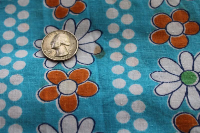 photo of 50s 60s vintage daisy print cotton fabric for feed sacks, 4 1/2 yards 32 wide #2