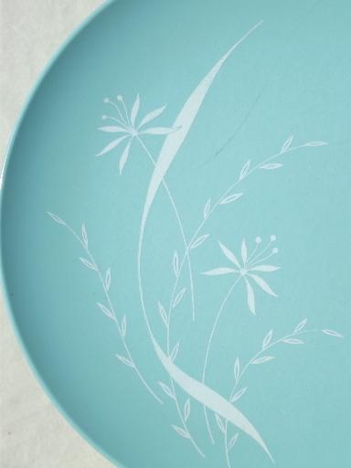 photo of 50s 60s vintage melmac plates w/ mod turquoise & white print pattern #4