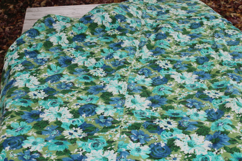 photo of 50s 60s vintage tied quilt comforter, mod floral print cotton green, blue, aqua  #8