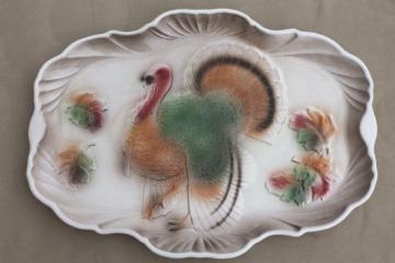 catalog photo of 50s vintage California pottery turkey platter, airbrush painted Thanksgiving tom turkey