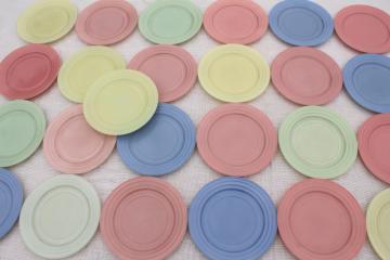 catalog photo of 50s vintage Moderntone Hazel Atlas milk glass plates candy mint pastel pink, green, blue, yellow