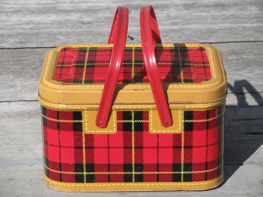 photo of 50s vintage Skotch tartanware plaid picnic set, tin hamper, cooler, jug #3