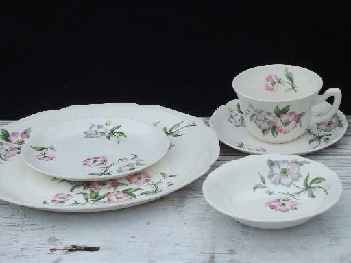 photo of 50s vintage USA pottery dinnerware, pink and lavender flowers, set for 10 #3
