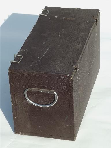 photo of 50s vintage Woodland ice chest camping cooler w/ original Poloron label #5