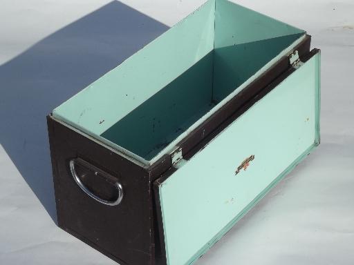 photo of 50s vintage Woodland ice chest camping cooler w/ original Poloron label #7