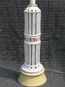 catalog photo of 50s vintage ceramic table lamp, hand-painted flowers Italian pottery