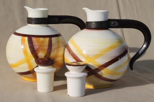 photo of 50s vintage coffee carafe pitchers, Vernon Kilns Organdie brown & yellow plaid pottery #10