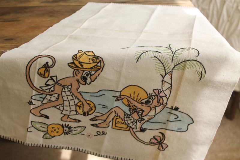 photo of 50s vintage embroidered kitchen towel w/ funny monkeys, beach bums w/ dirty dishes #5