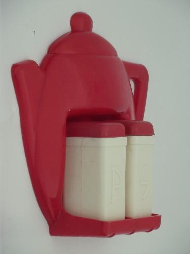 photo of 50s vintage red & white plastic S&P set, wall rack range shakers in teapot #5