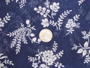 catalog photo of 50s vintage sheer cotton fabric, navy blue w/ white bouquets floral