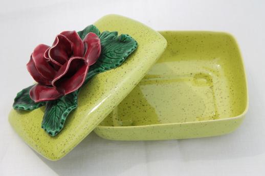 photo of 50s vintage vanity table box, lime green ceramic box w/ single huge red rose #5